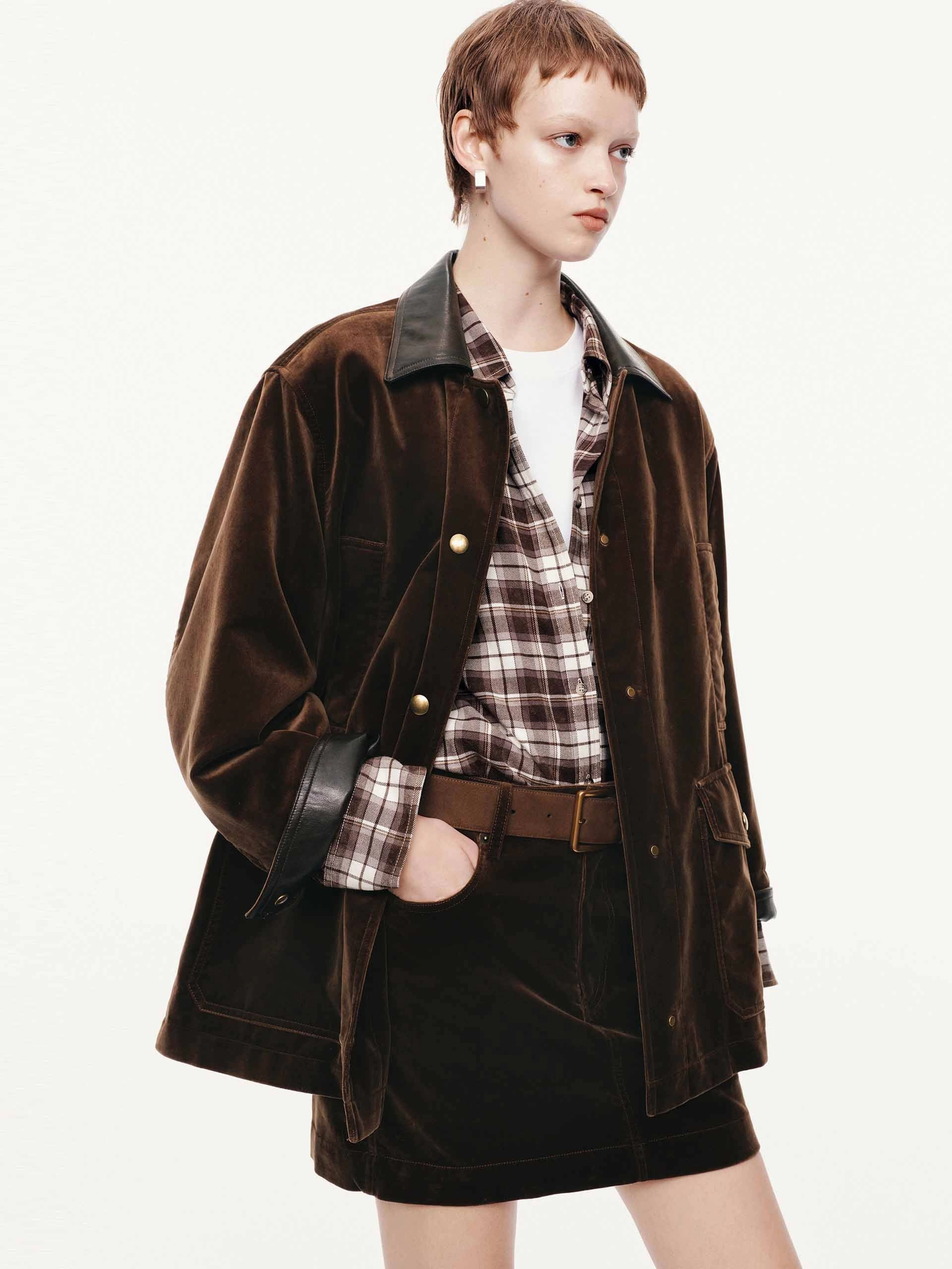 Airflow Optimization Reinforced Stitching Leather Collar Velvet Coat