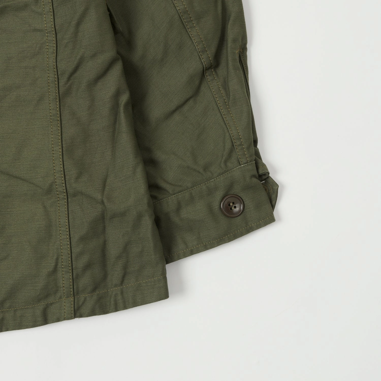 Buzz Rickson's U.S. Army M-1943 Field Jacket - Olive Drab Sleek Layer Fit Durable Stitching