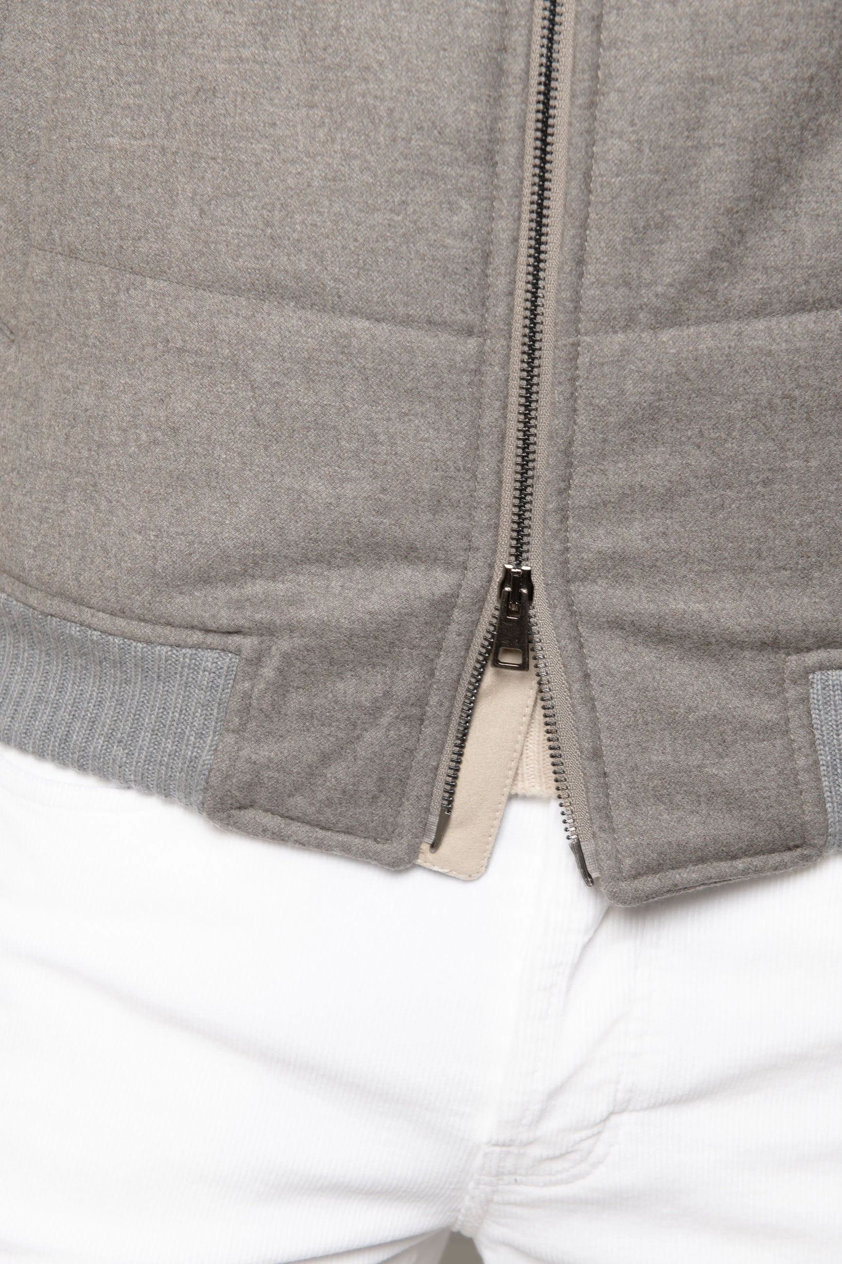 Casual Chill Look Layered Ventilation Panels Taupe down vest in wool & cashmere ?C Made in Italy