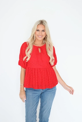 Sia Eyelet Top HoodedVersion Comfortable Collar