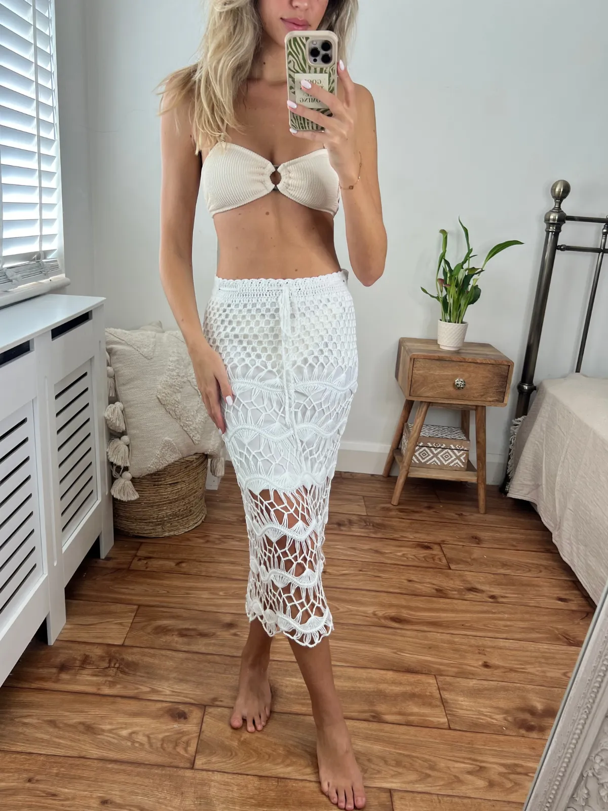 Cora Crochet Midi Skirt / Cream Elegant Flow Frayed Finish