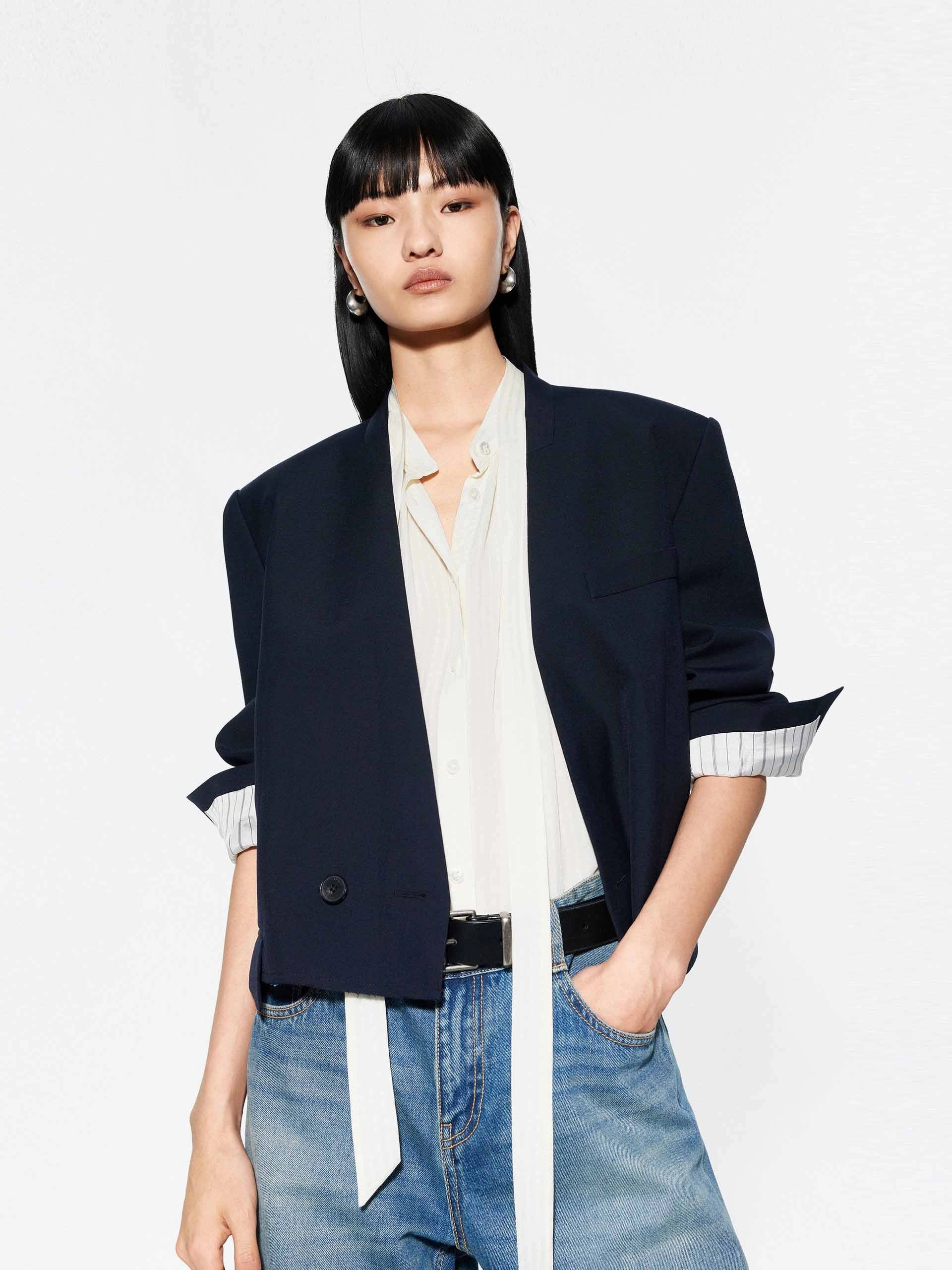 Dynamic flex Adjustable hood design Cropped Collarless Blazer