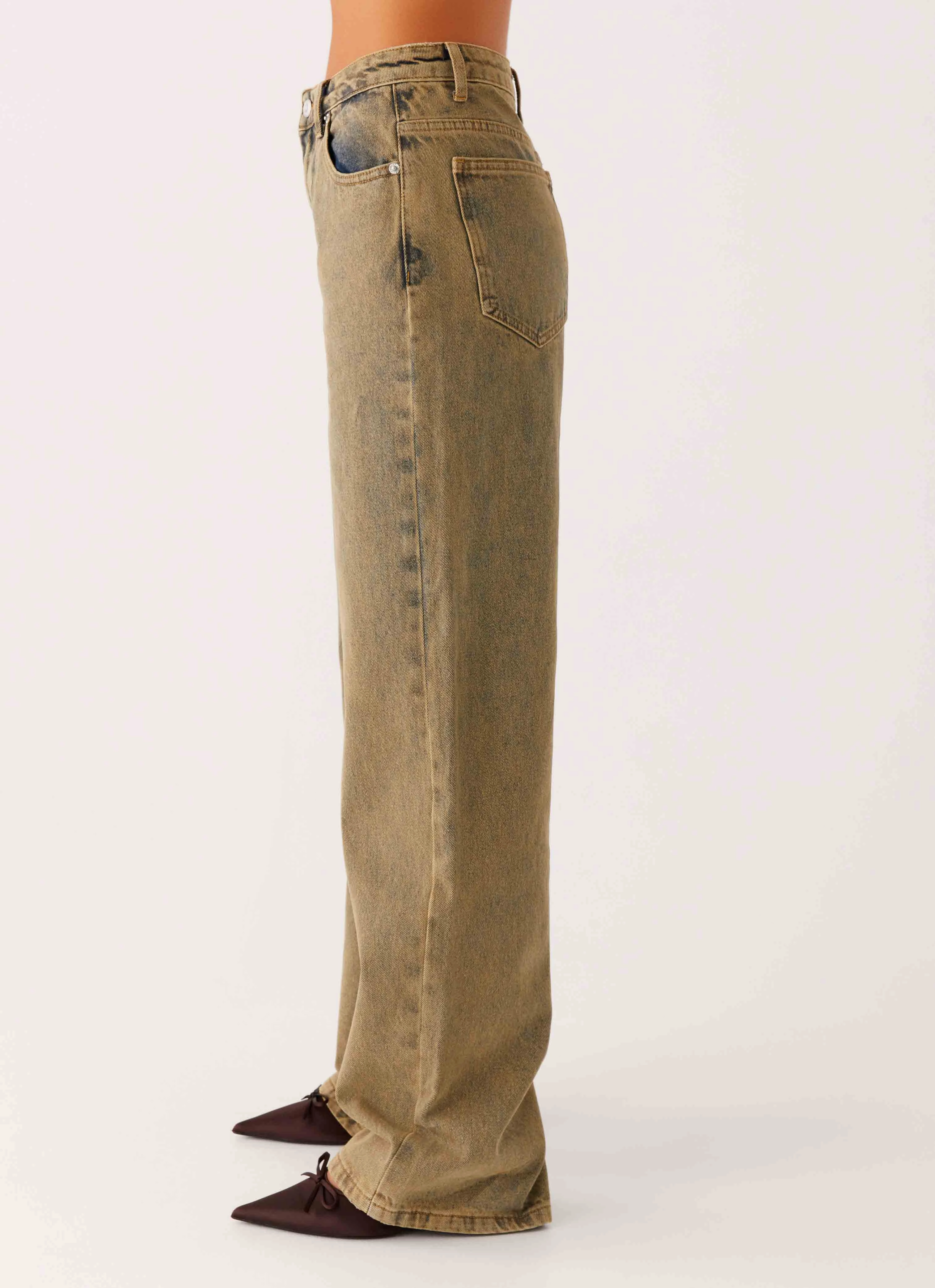 All Day Comfort Back Again Straight Leg Denim Jeans - Brown Sand Wash