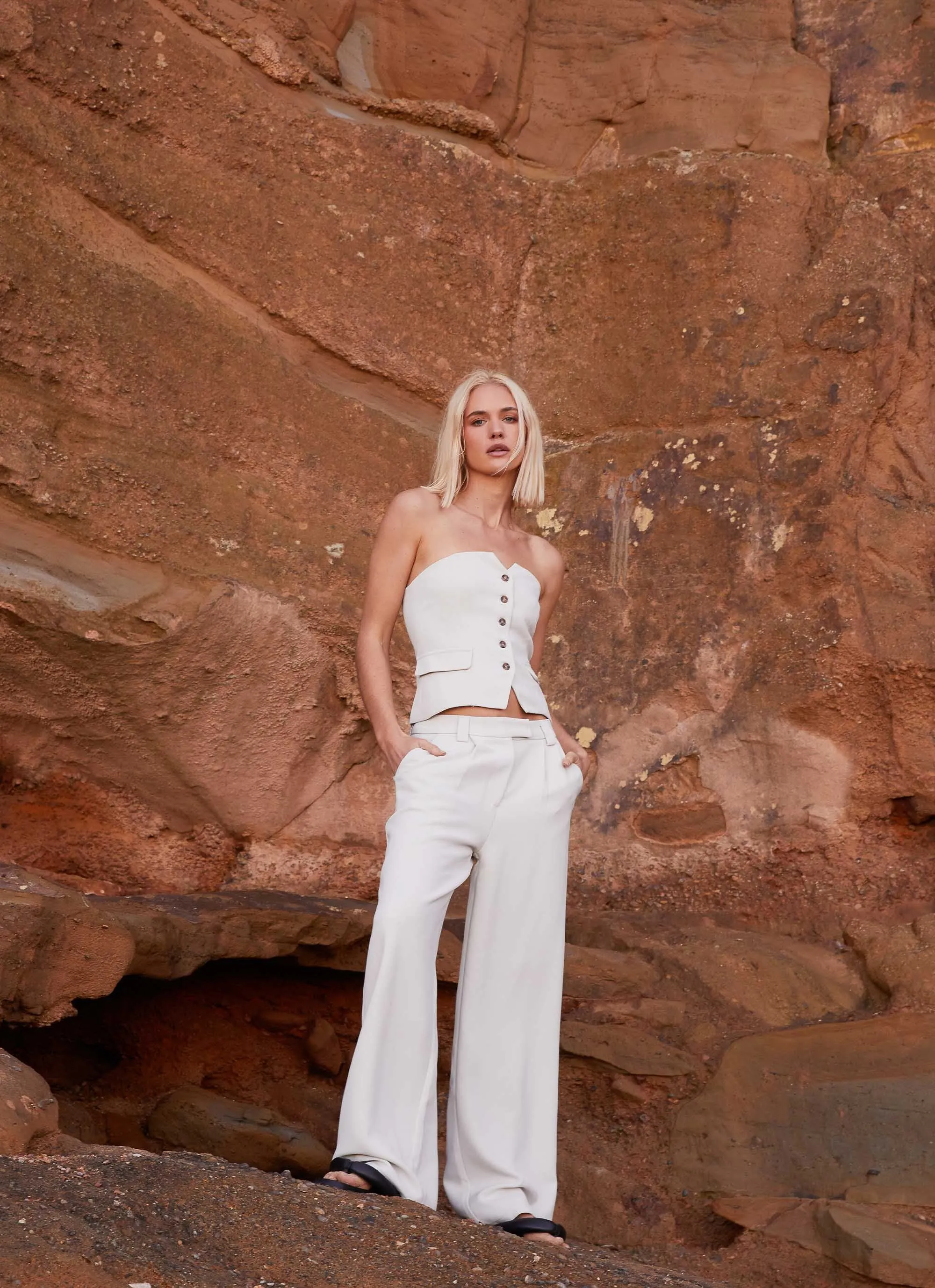 Brianna Strapless Top - Pebble Hidden Pocket Design