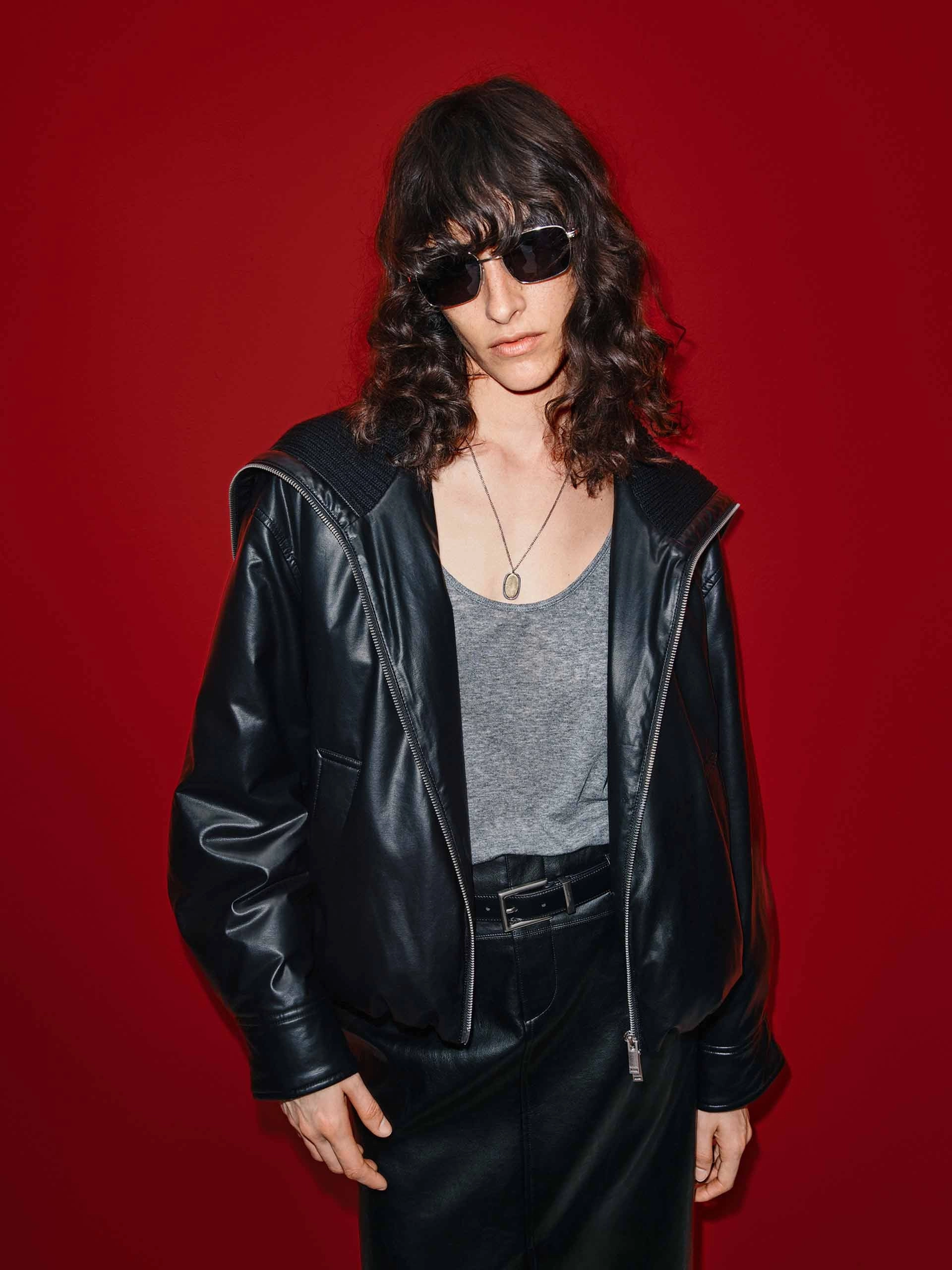 NonRestrictiveCut Versatile Layering Ribbed Neckline Leather Down Jacket