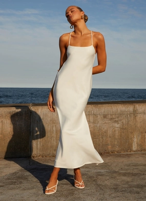 Runway Royalty Maxi Dress - White Feminine Look cut out