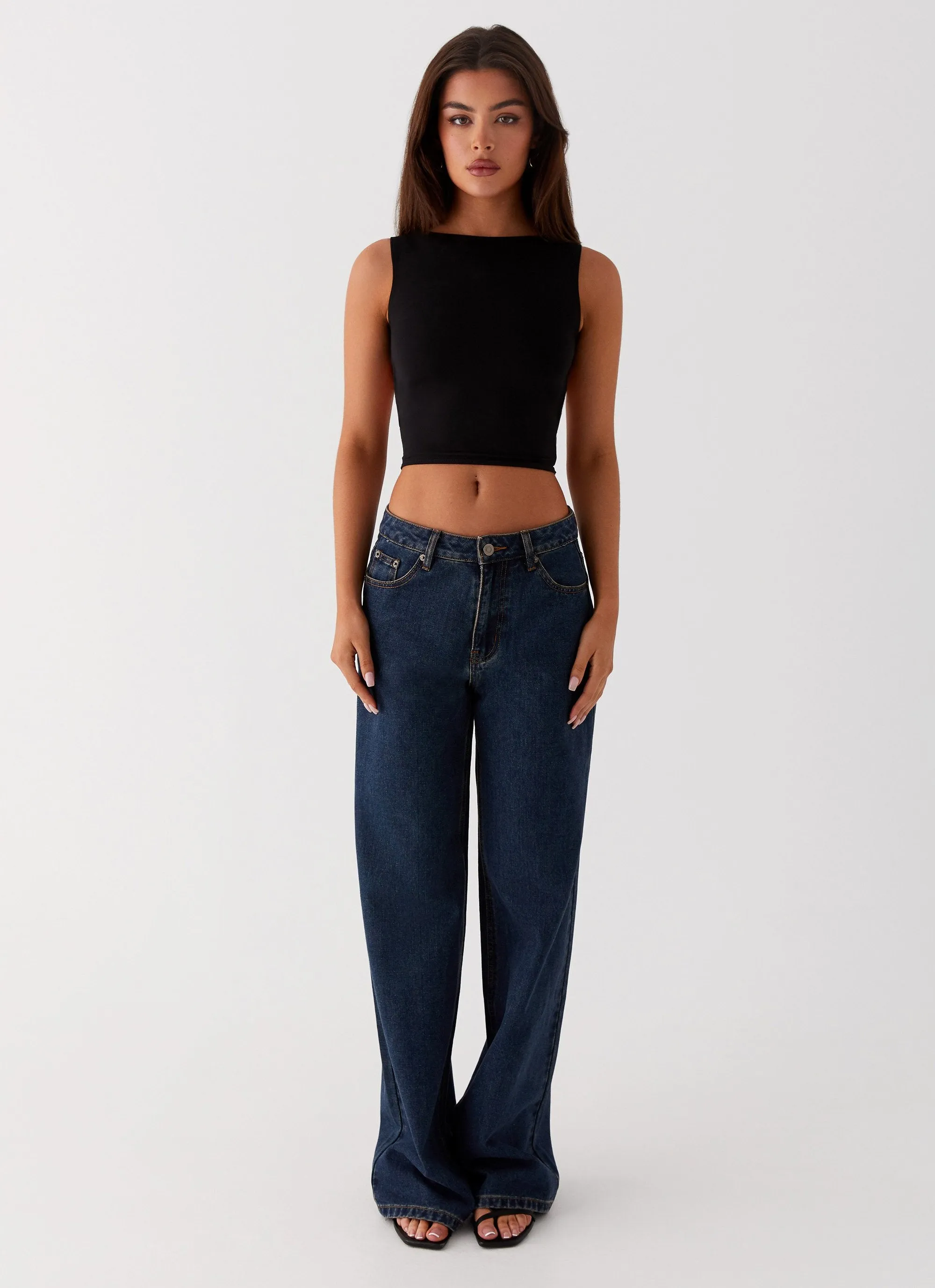 CompressionTechnology Saskie Crop Top - Black