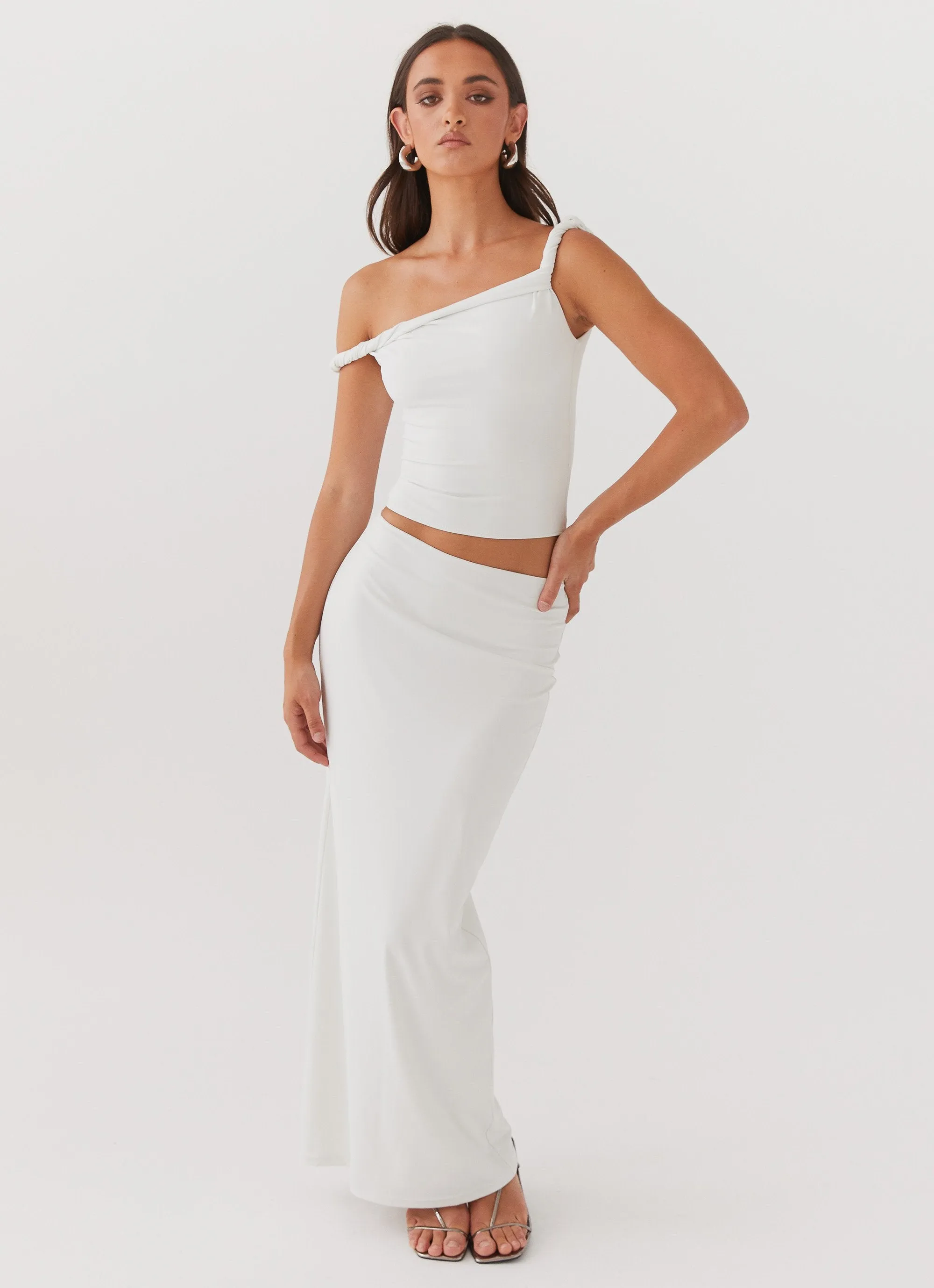Solace Soul Twist Shoulder Top - Ivory Double Stitched Hems