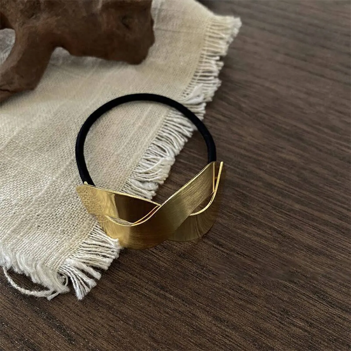 Simple Brushed Hair Scrunchie - Hammered Square