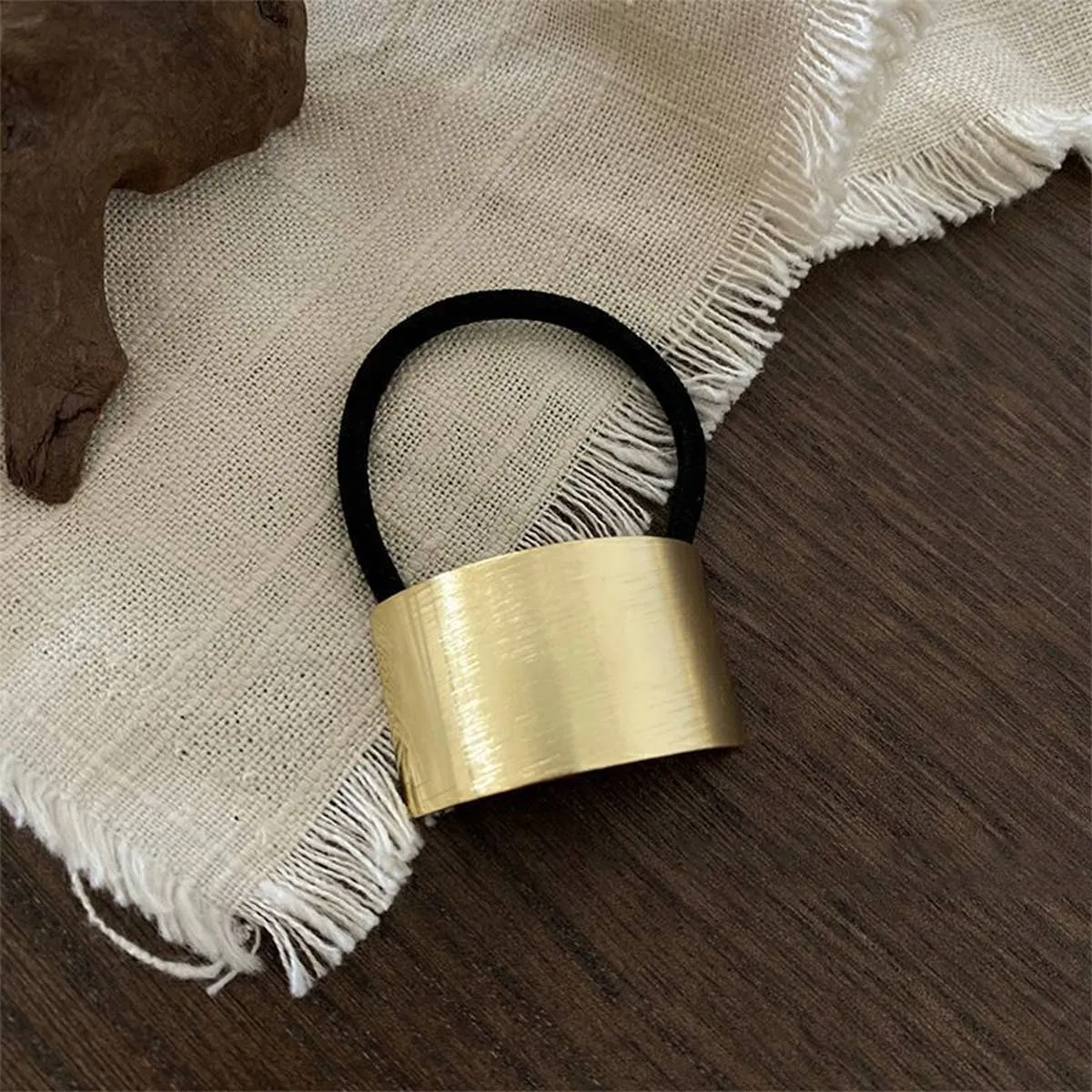 Simple Brushed Hair Scrunchie - Hammered Square