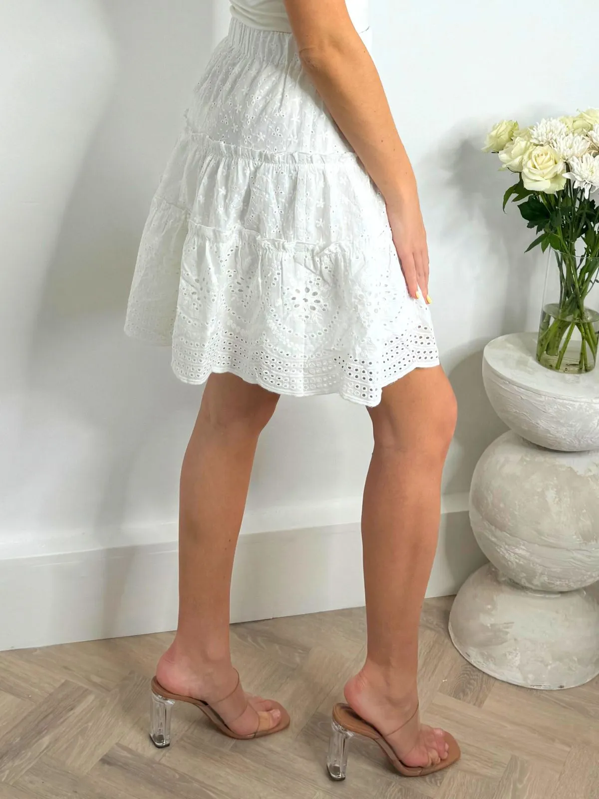 Cindy Broderie Mini Skirt in White Quick Wear