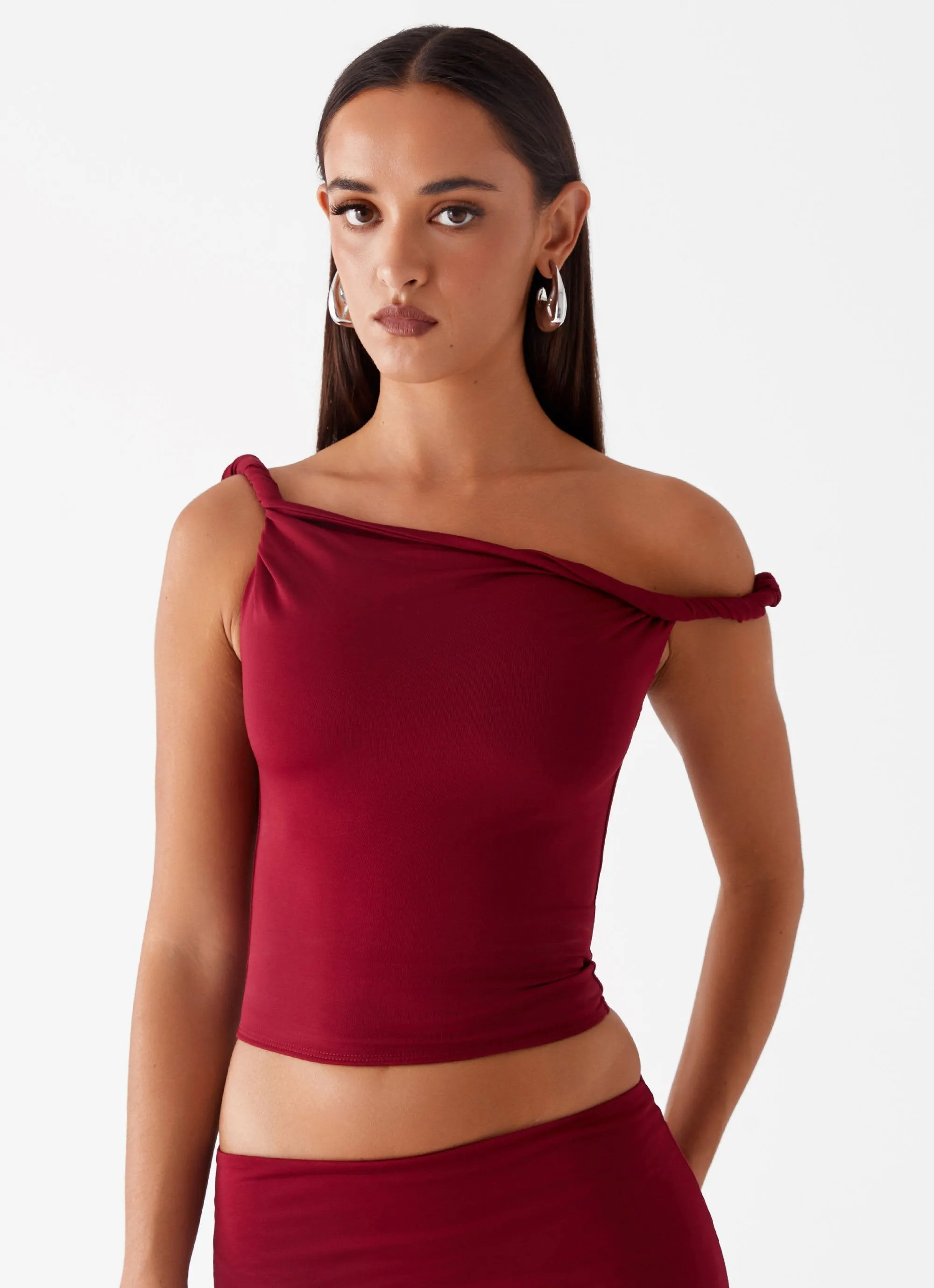 Solace Soul Twist Shoulder Top - Maroon AntiSnagYarnProcessing UVProtection