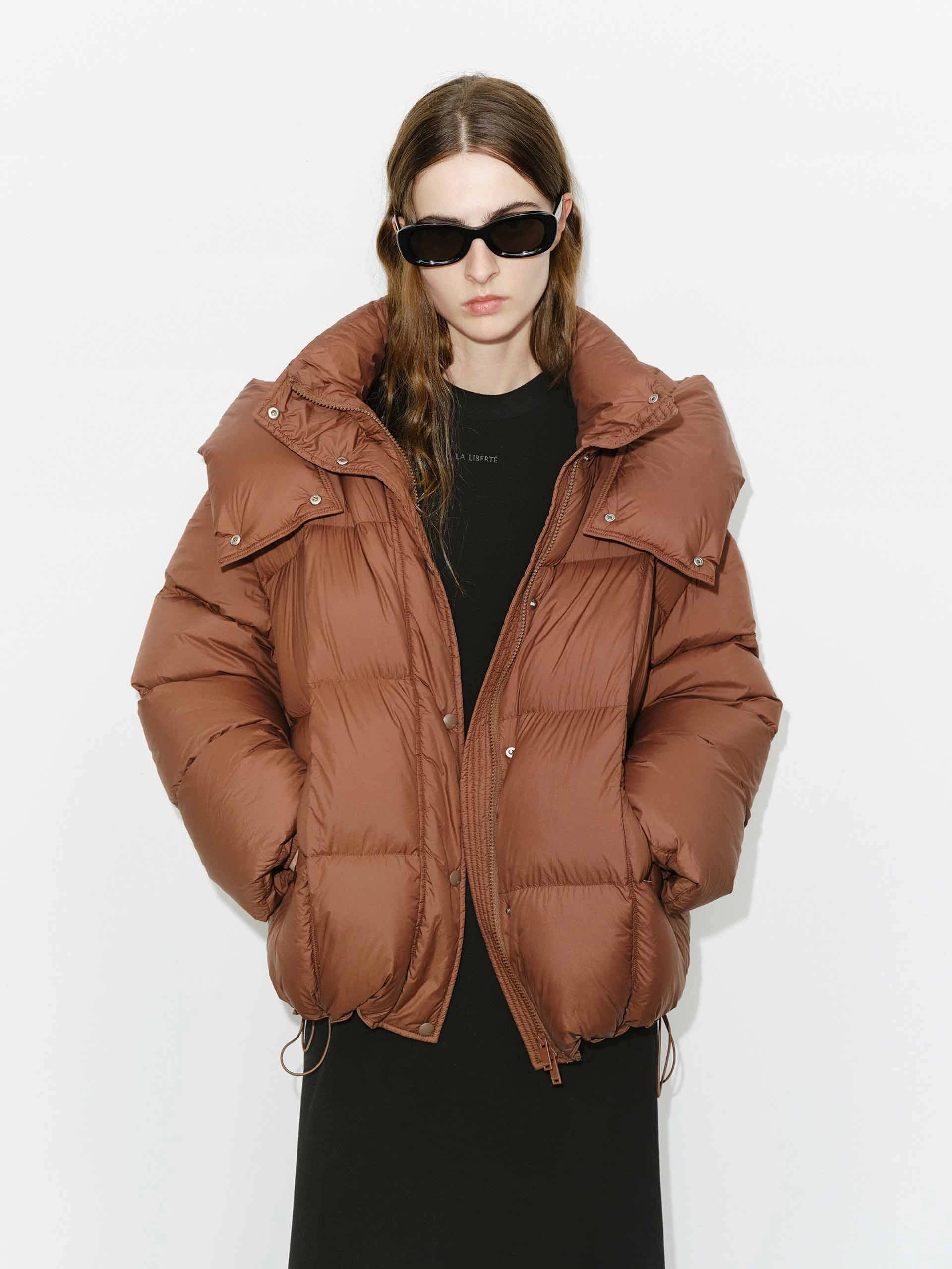 Foldable Shoulder Straps Casual Comfy Layer Funnel Neck Puffer Jacket