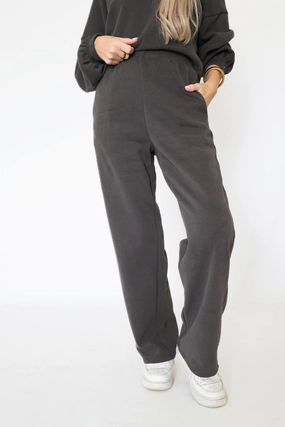 Relaxed Stay Wide Leg Pant ErgonomicSleeves HeatRegulating