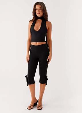 Flexible Movement Takeover Capri Pants - Black