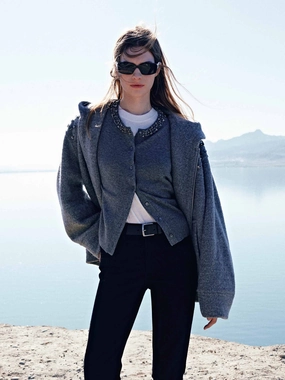 Fade Resistant Exterior Snag Free Knit Merino Wool Hooded Jacket