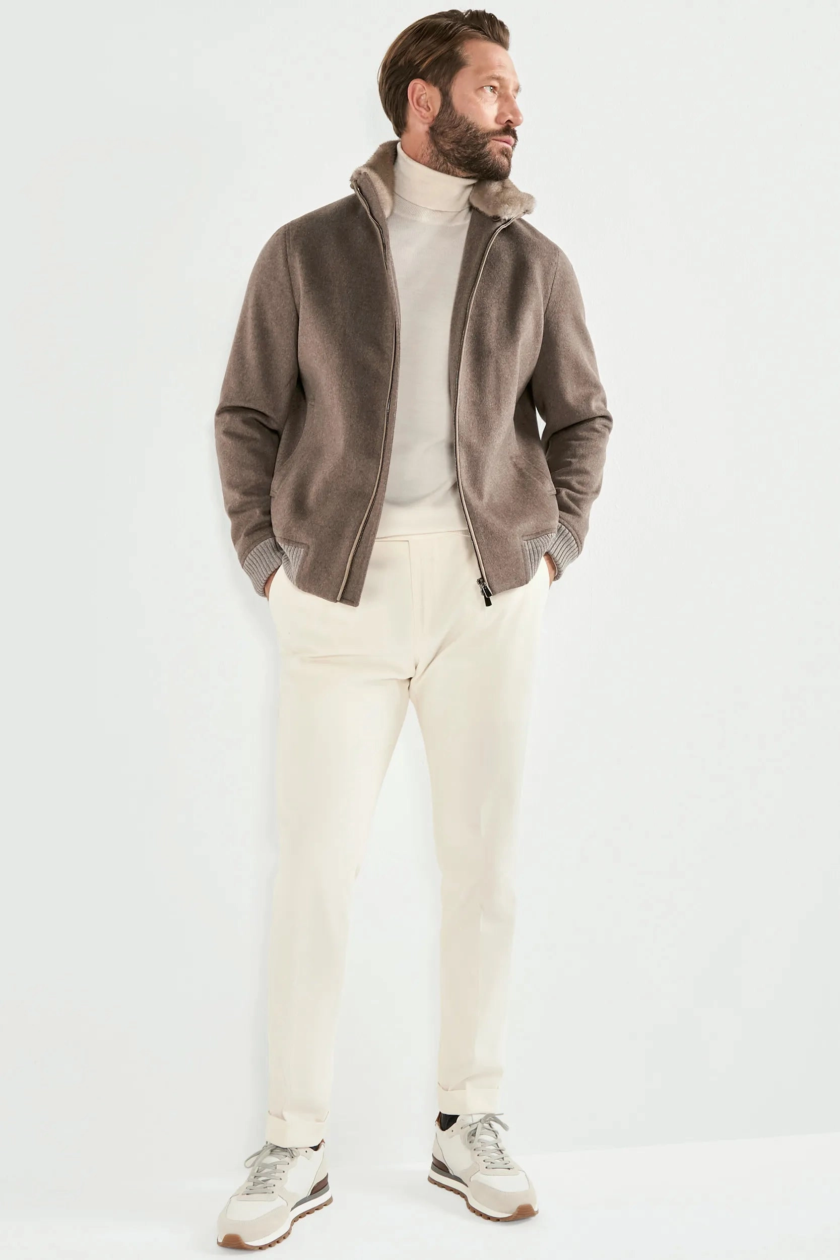 Taupe bomber with removable mink collar ?C Made in Italy Anti Pilling Surface Treatment