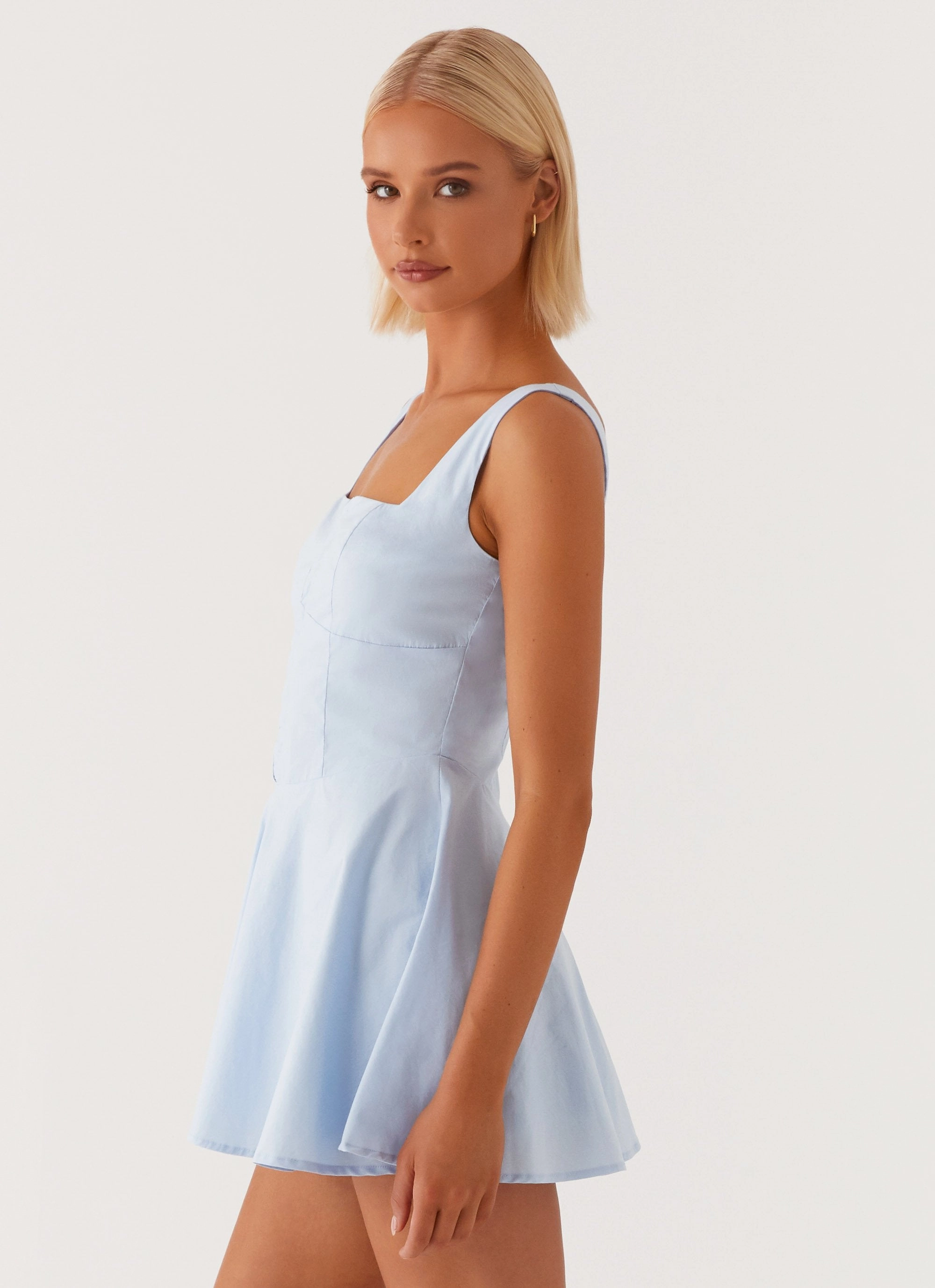 Easy-to-style casual dress Dainty Finish The Isle Mini Dress - Blue