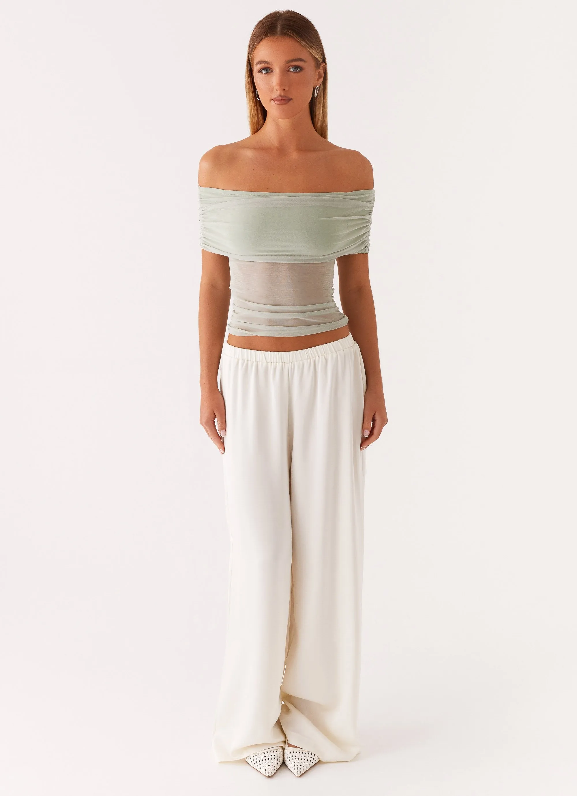 ReinforcedHems BuiltInLayer Nelly Off Shoulder Top - Pistachio