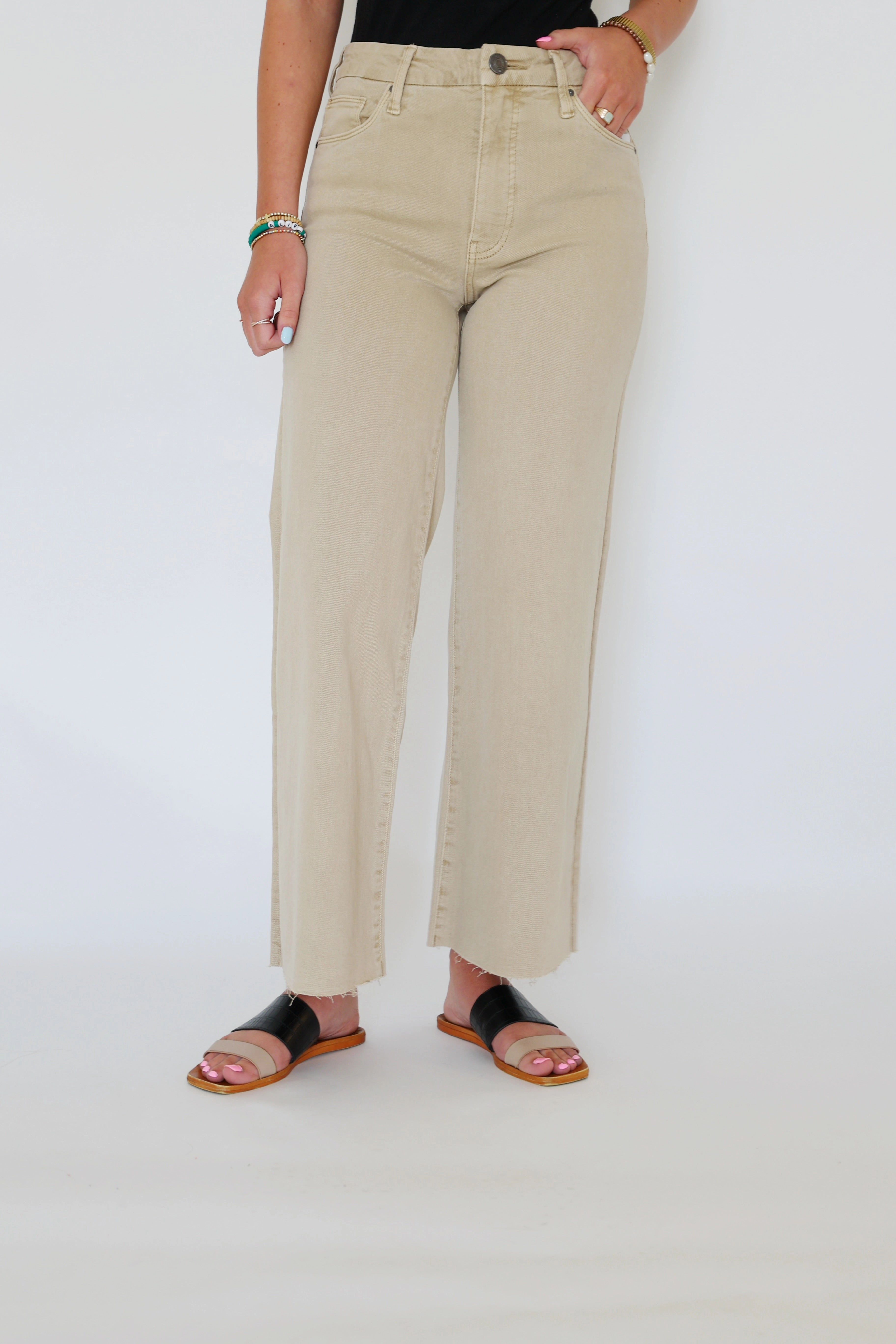 LightweightDesign Meg High Rise Fab Ab- Biscuit