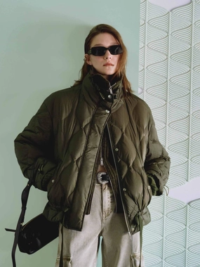 Shock Absorbent Padding Tie Hem Quilted Down Jacket