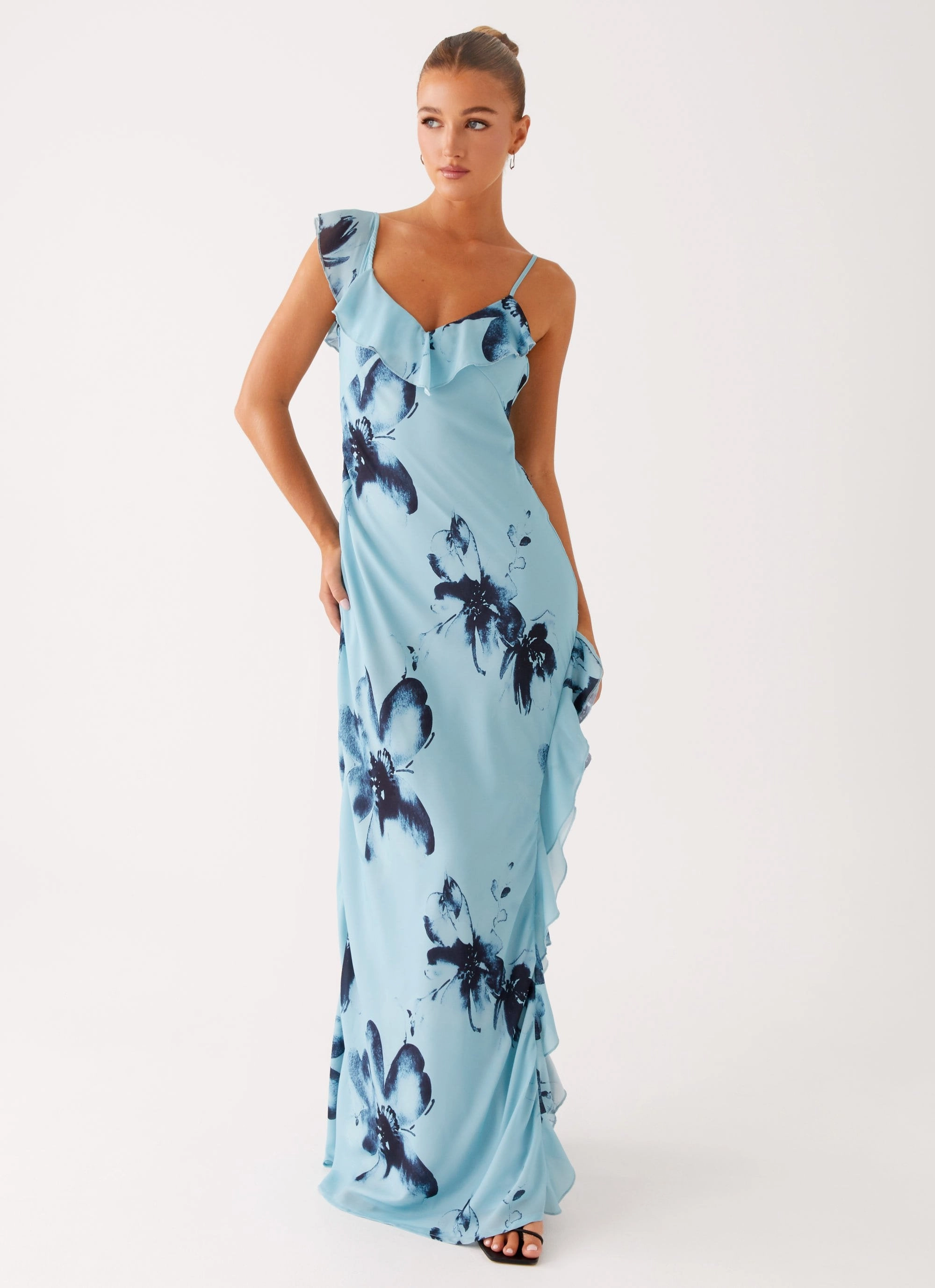 Vibrant Movement Happy Scent Goldsmith Maxi Dress - Blue Black Floral