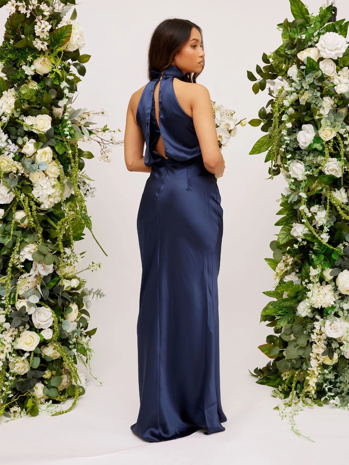 Twist Neck Satin Maxi Dress / Navy Mood Glow