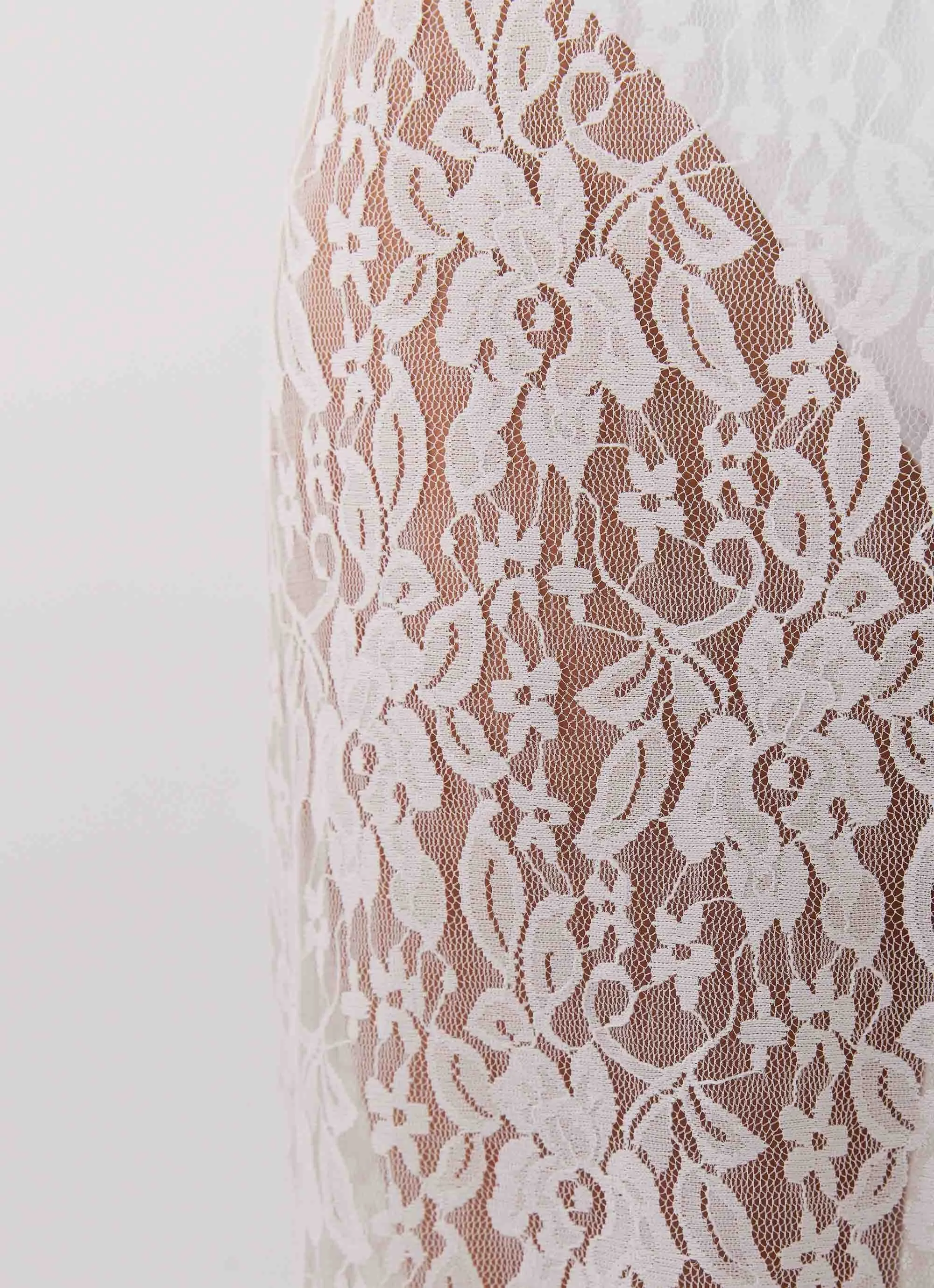 Fresh Aesthetic Refined Finish Sugar Sweet Lace Maxi Skirt - White