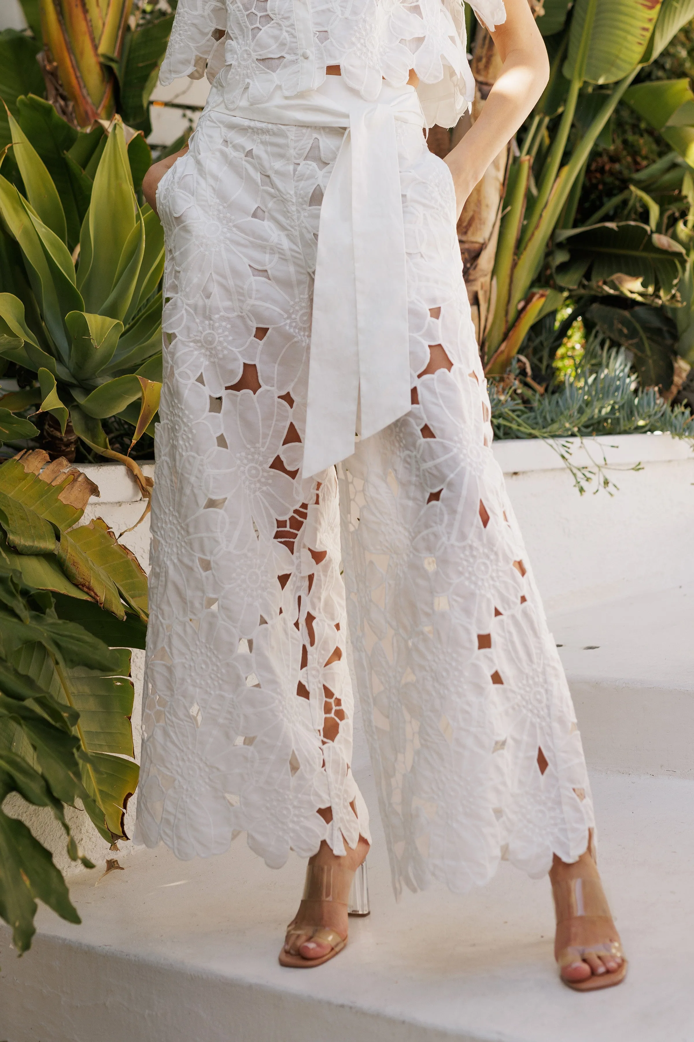 Waitlist 4/3 ♥ Piper High Tie Waist Lace Contrast Pants White