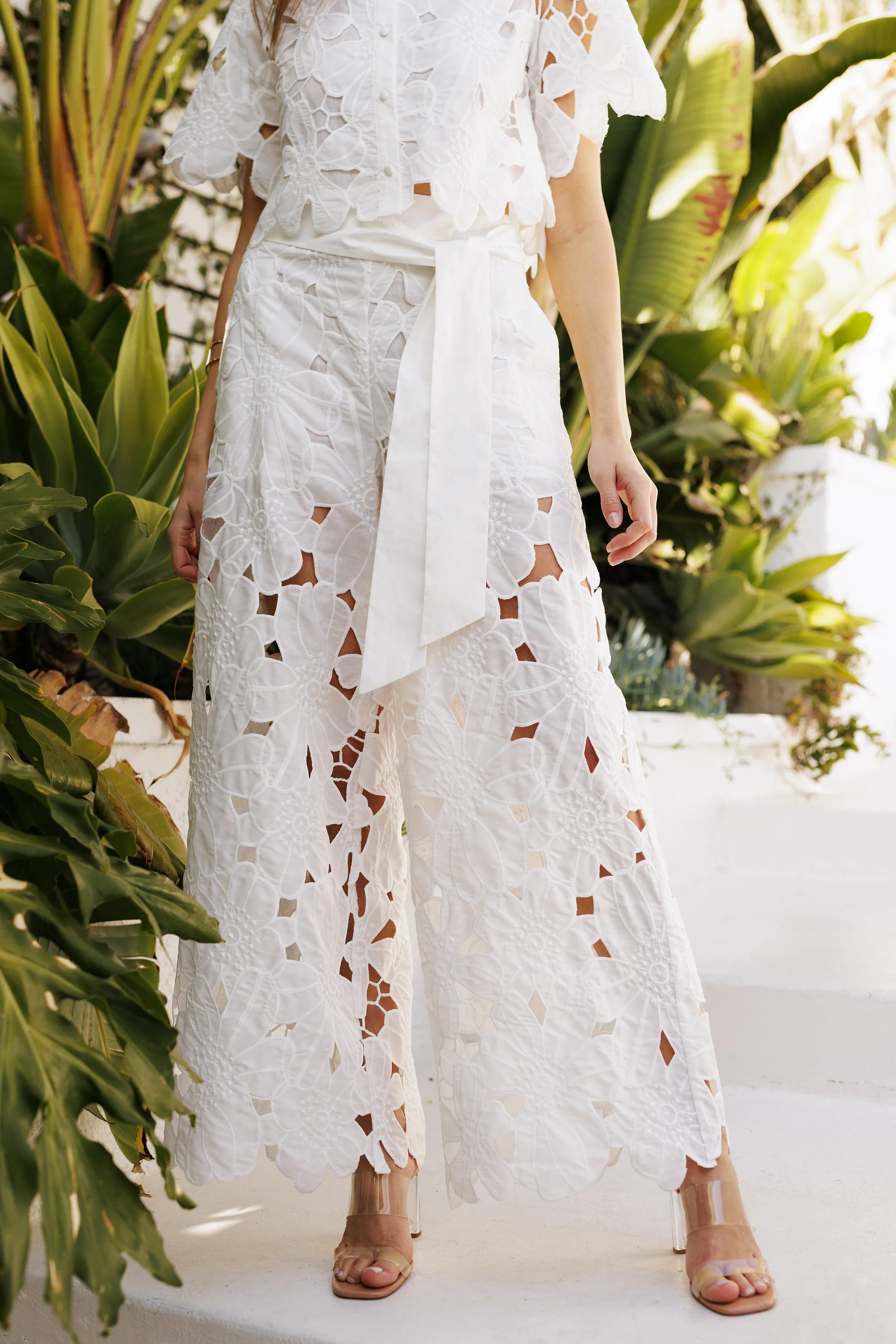 Waitlist 4/3 ♥ Piper High Tie Waist Lace Contrast Pants White