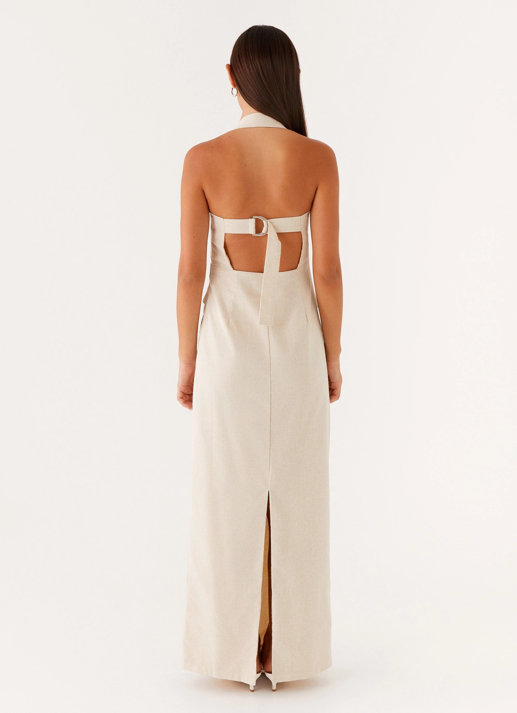 Event Perfect Light Weight Rumour Has It Maxi Dress - Oatmeal