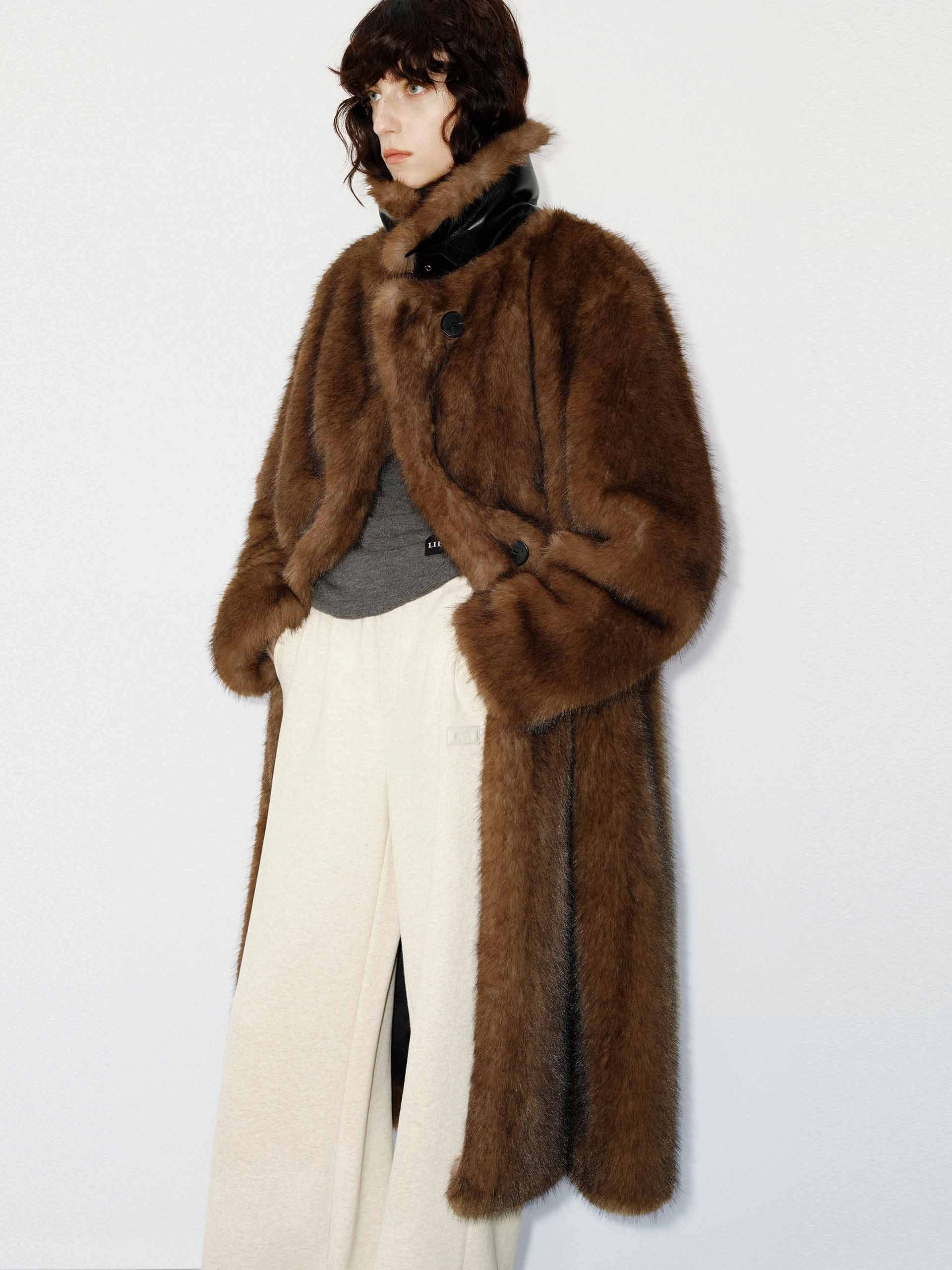 Ethical Manufacturing Oversized Faux Fur Coat