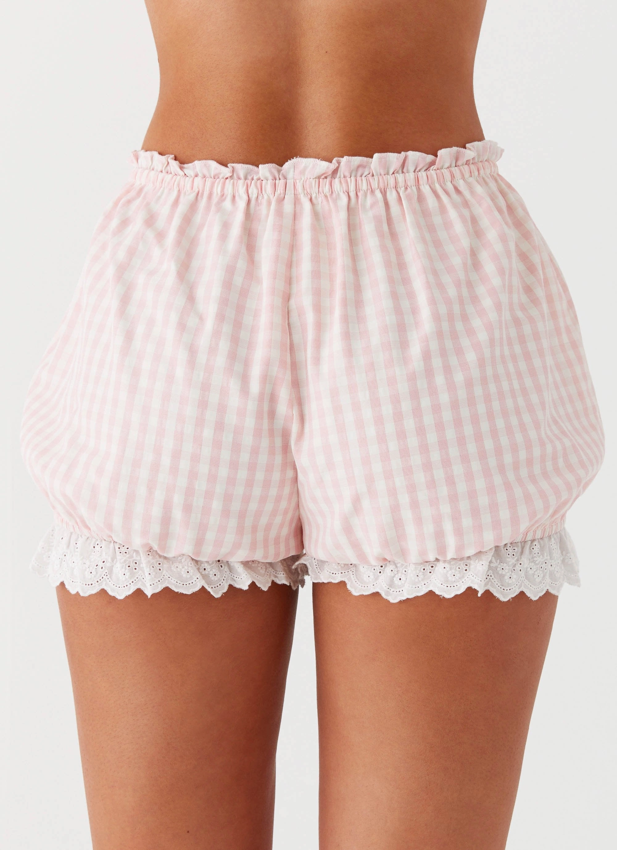 Casual Chic Look Essential Fit Weston Lace Trim Shorts - Pink Gingham