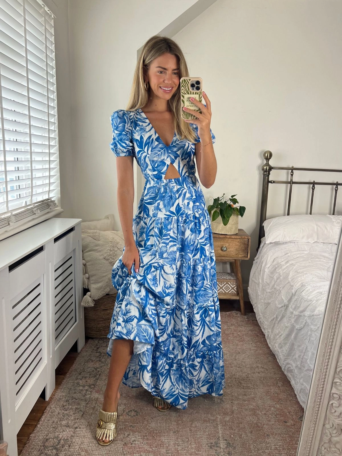 Seasonal Layering Zoe Tiered Cutout Maxi Dress / Blue Floral