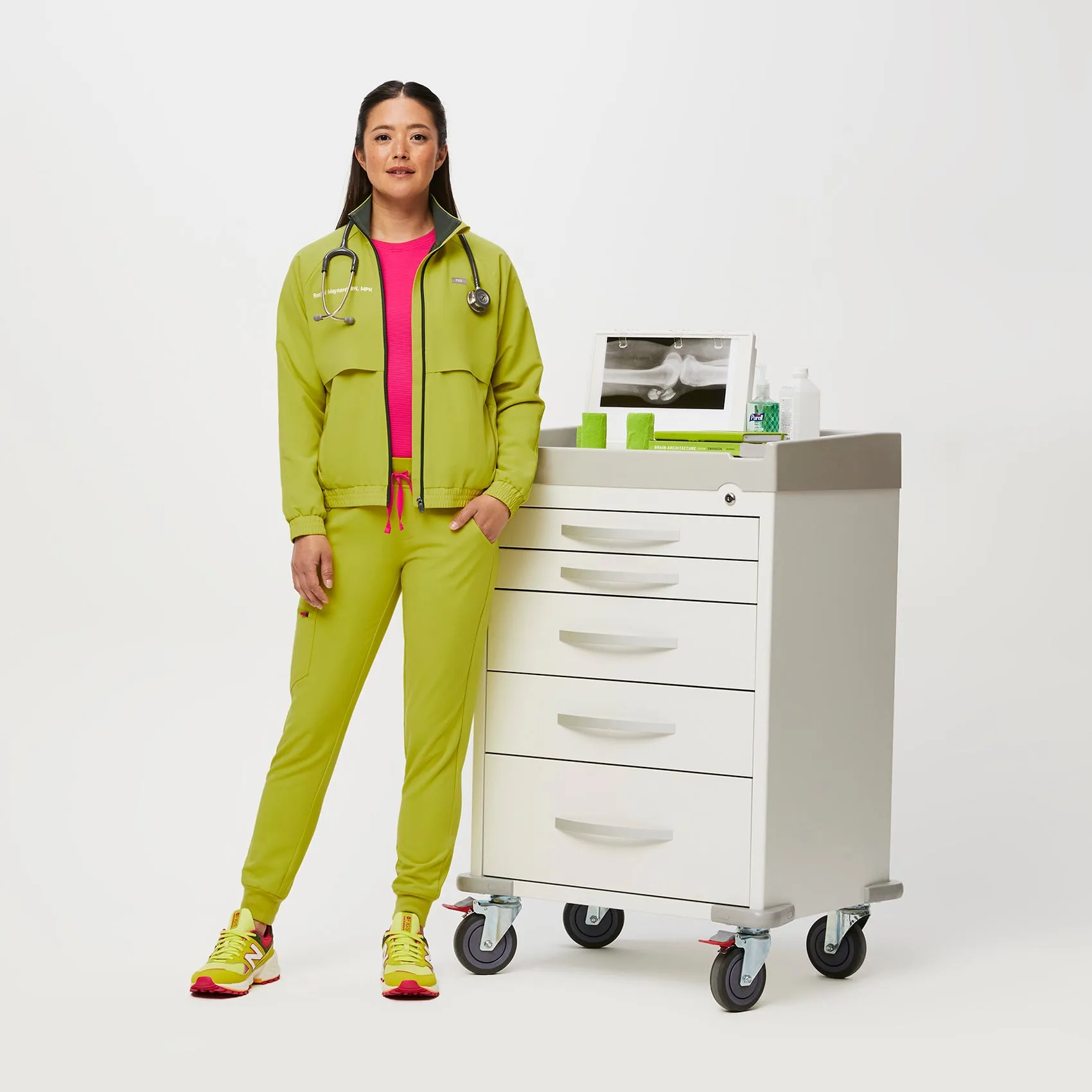 women's Limeade Zamora™ - Petite Jogger Scrub Pants