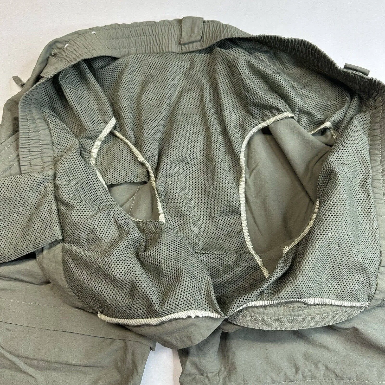 World Wide Sportsman Convertible Hiking Pants Mens XL Green Nylon Zip Off Shorts