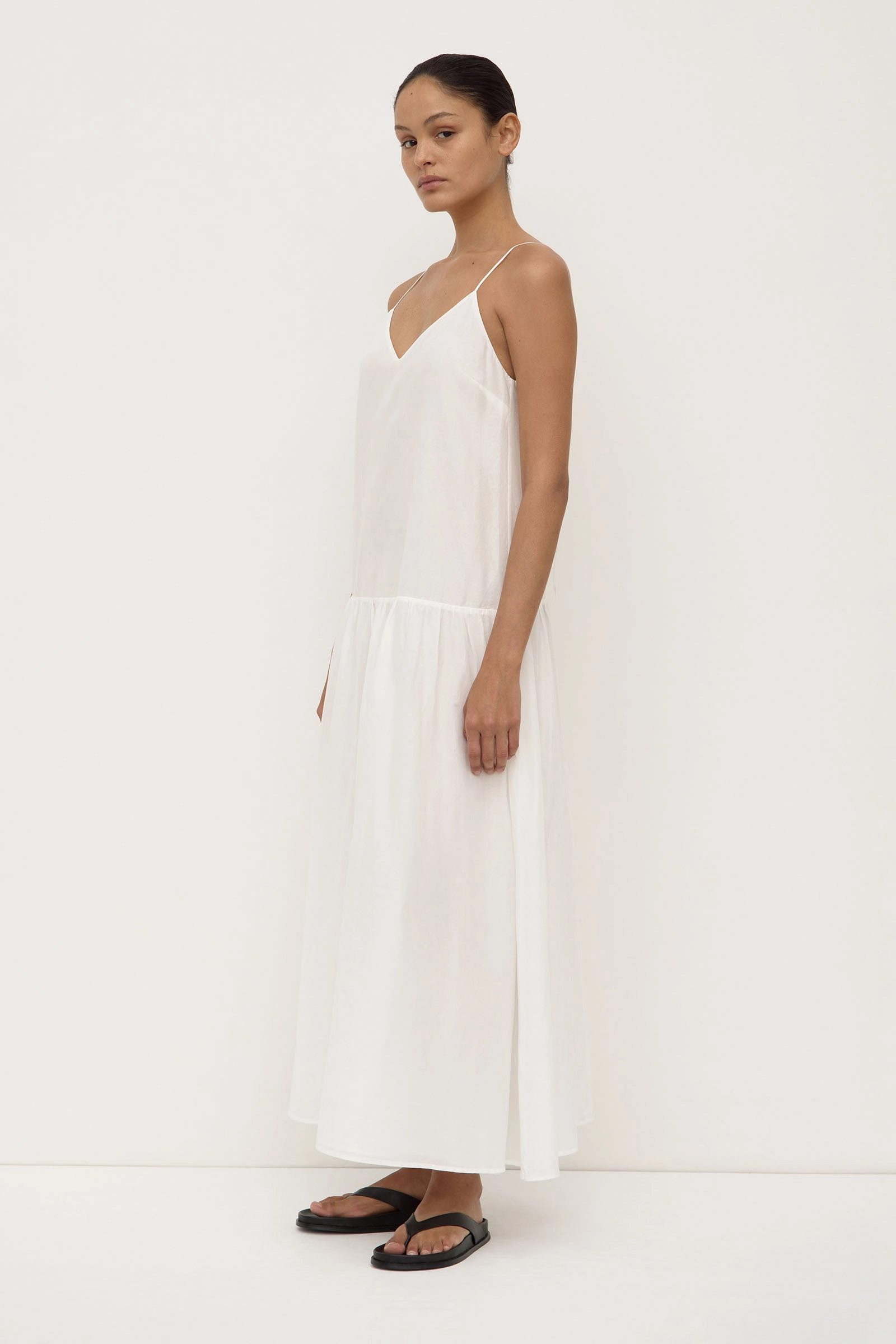 Playful Twist SeamlessConstruction Masie Maxi Dress