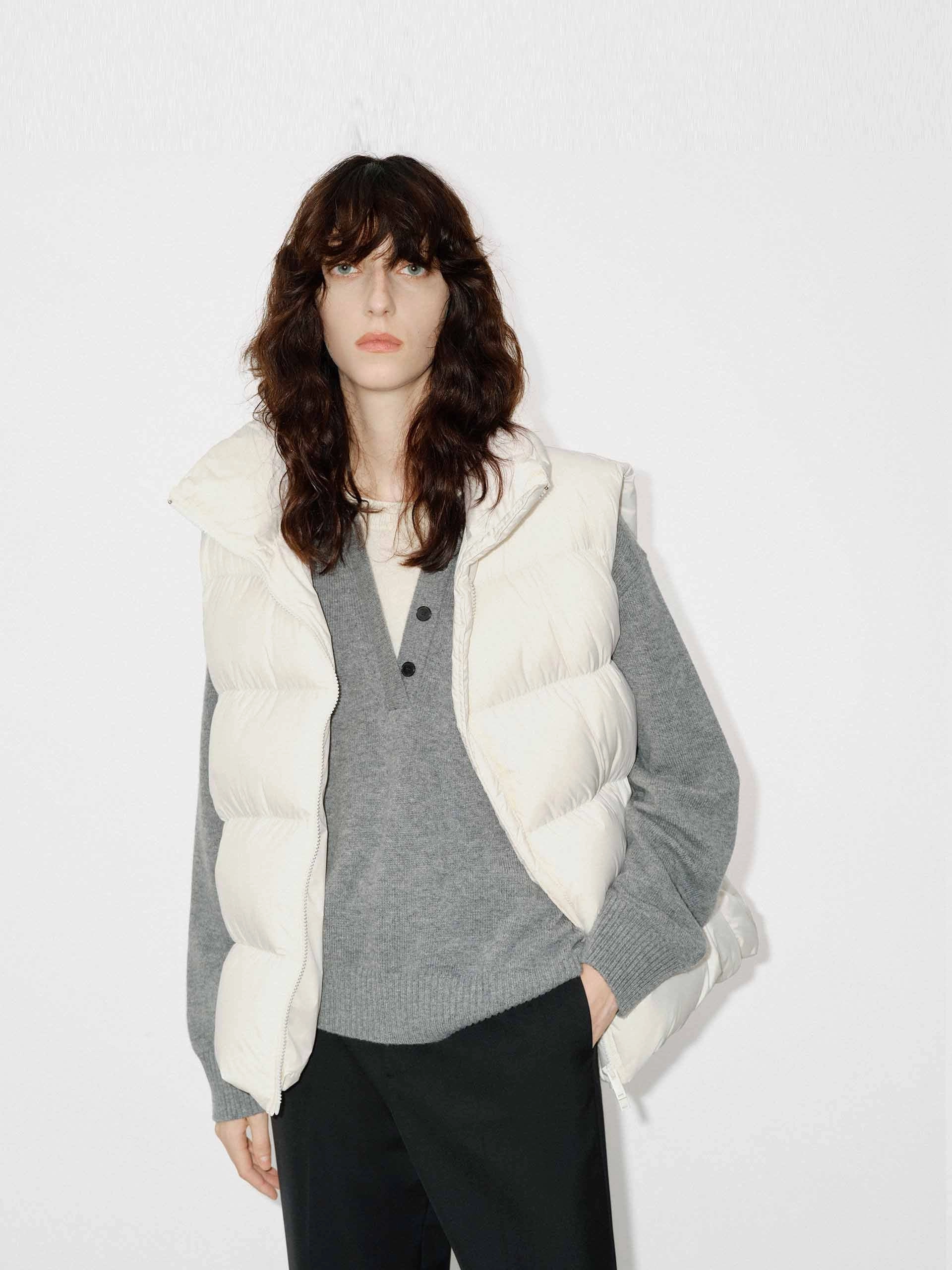 DurableStitching Zip Closure Goose Down Vest